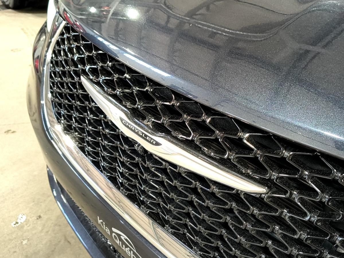 2021 Chrysler Pacifica - Image 11