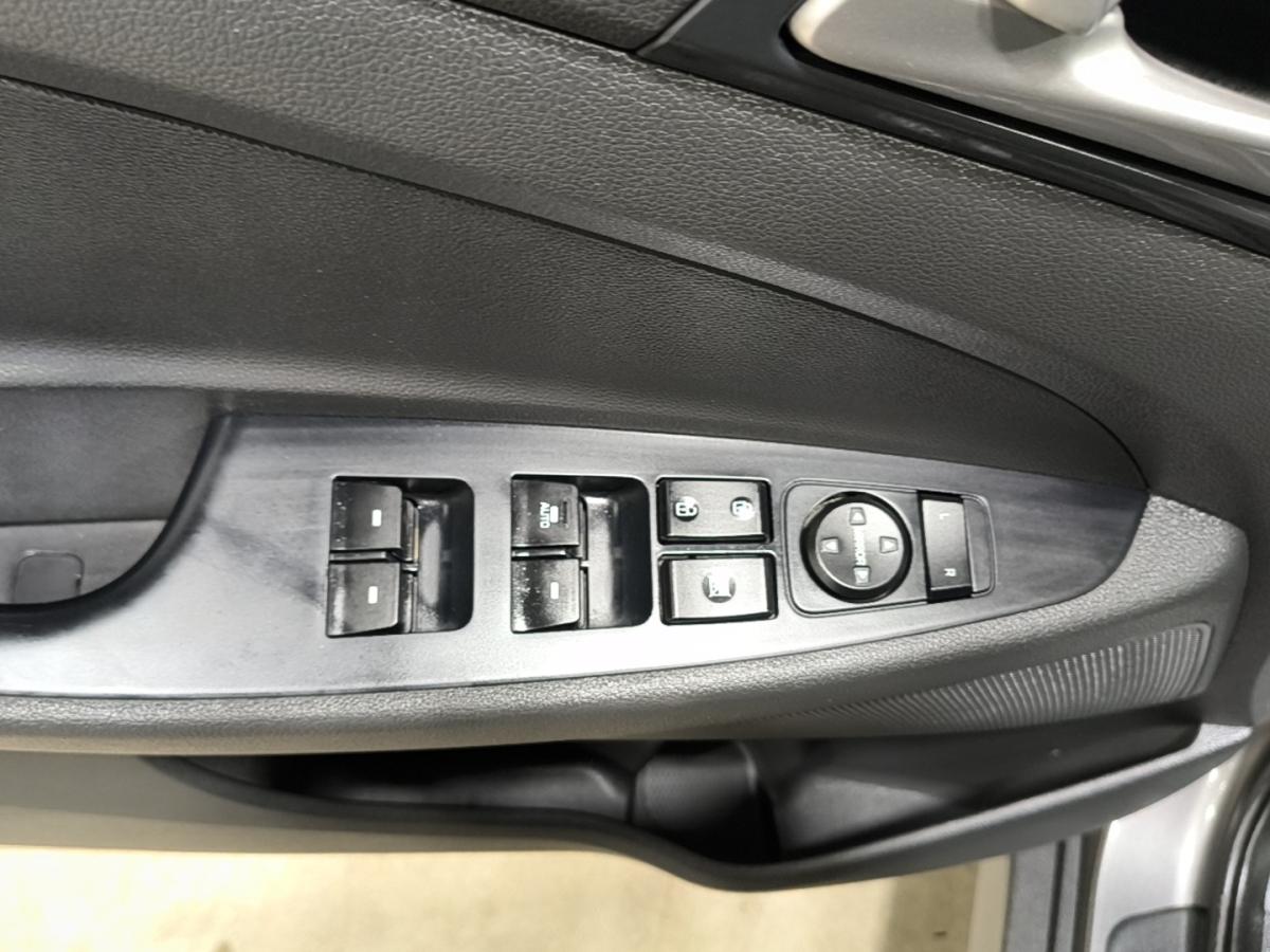 2020 Hyundai Tucson - Image 25