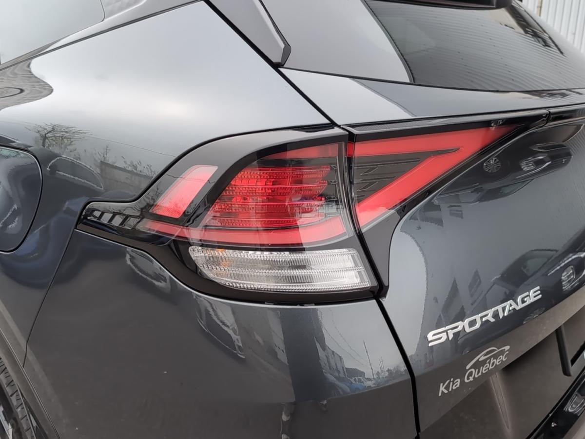 2024 Kia Sportage - Image 12