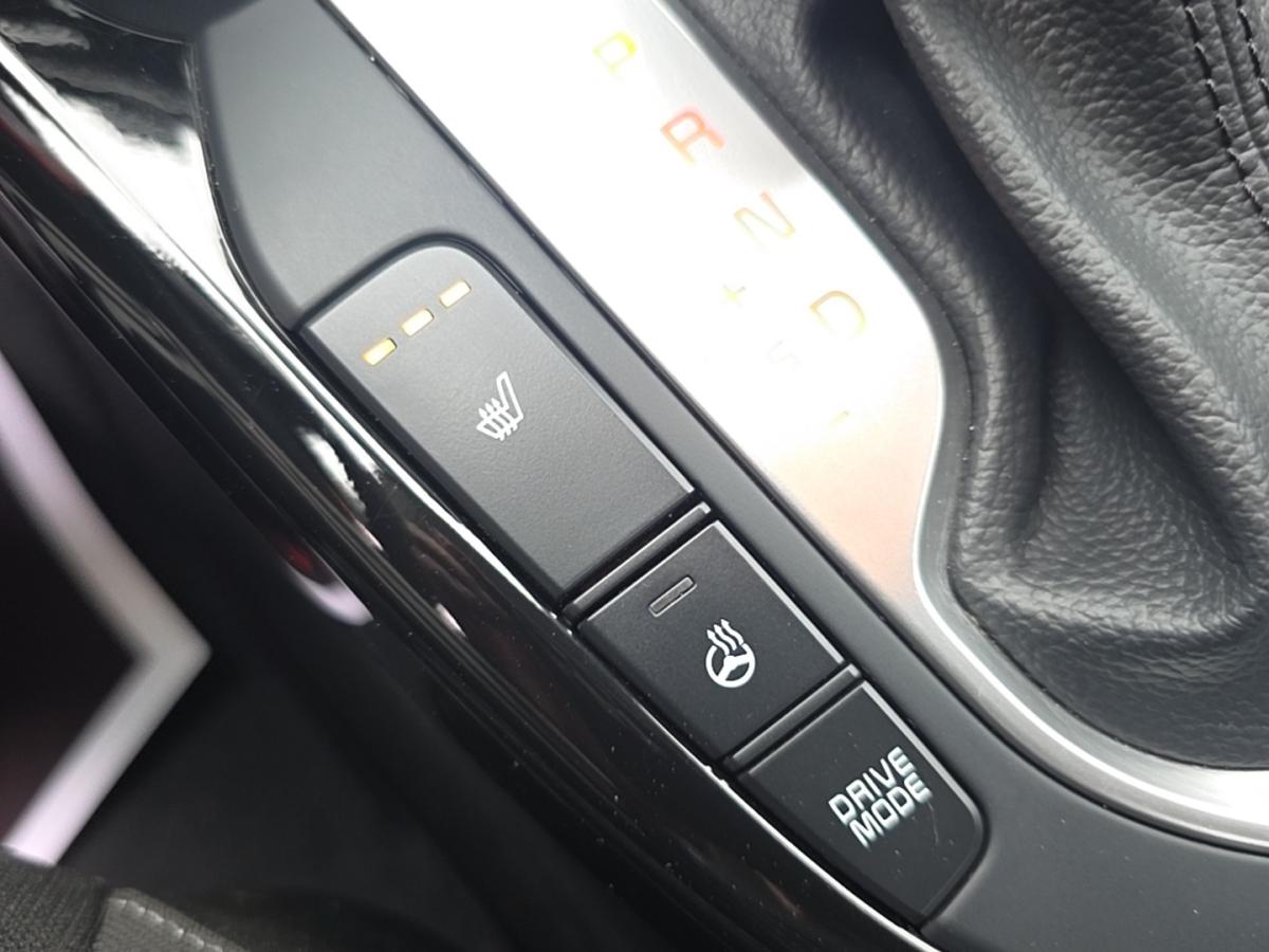 2023 Kia Forte - Image 27