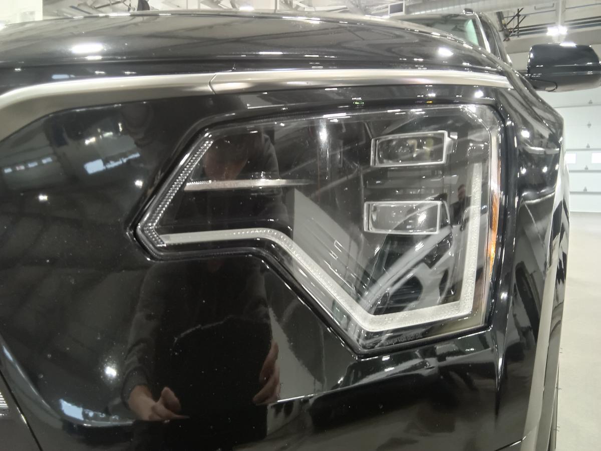 2025 Kia Niro - Image 9