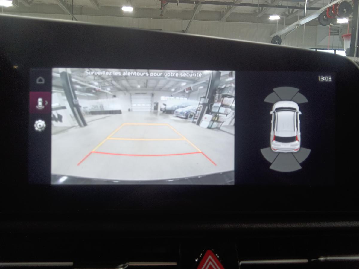 2025 Kia Niro - Image 19