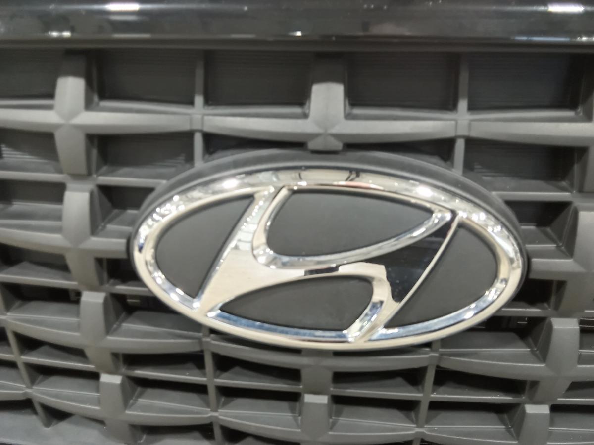 2024 Hyundai Venue - Image 11
