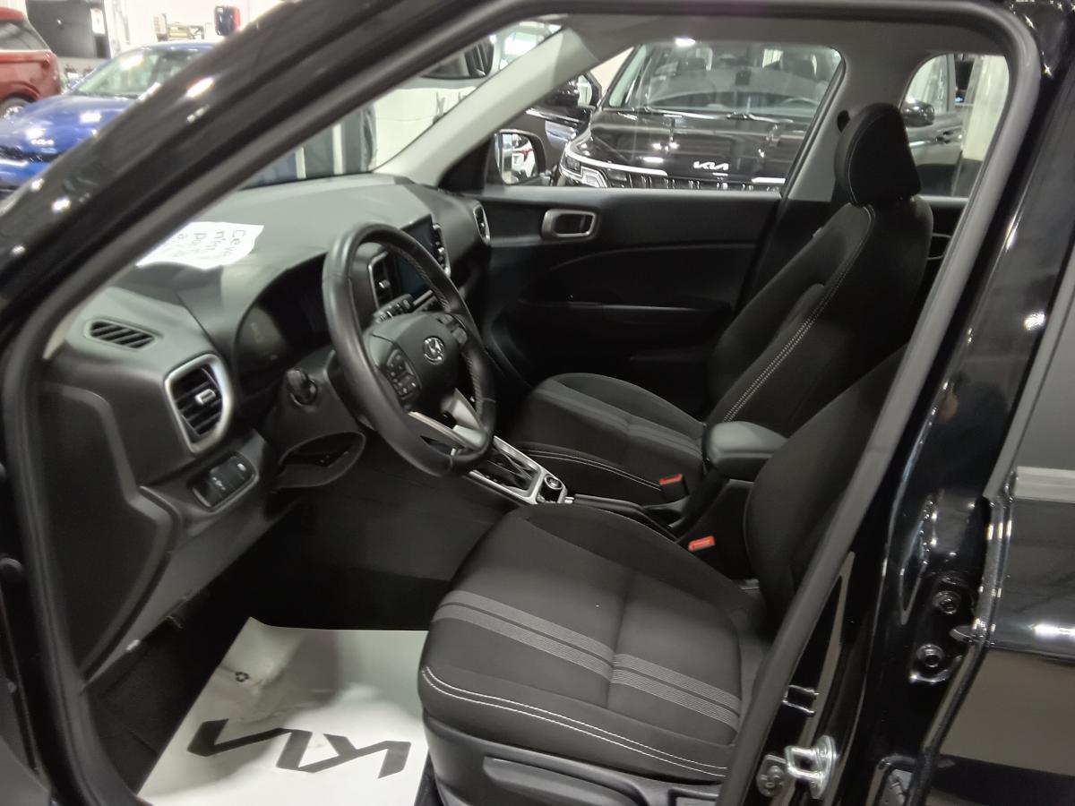 2024 Hyundai Venue - Image 14