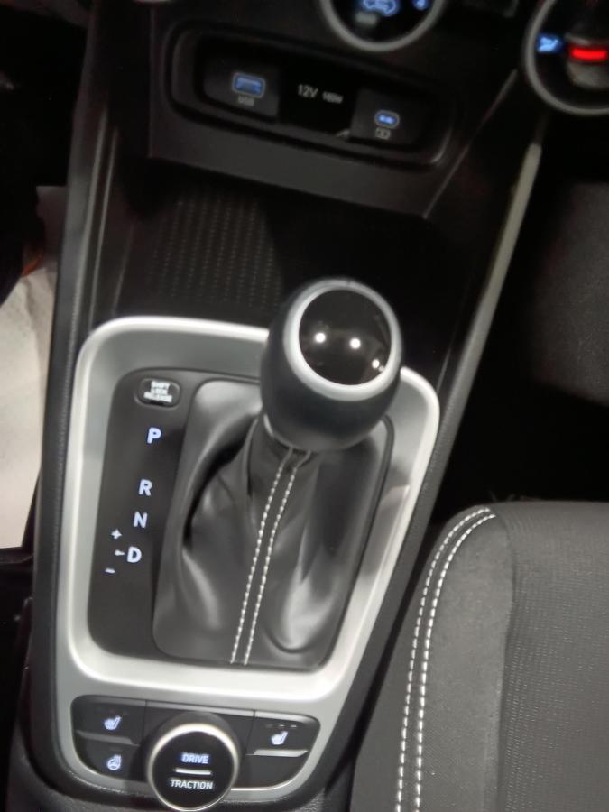 2024 Hyundai Venue - Image 19