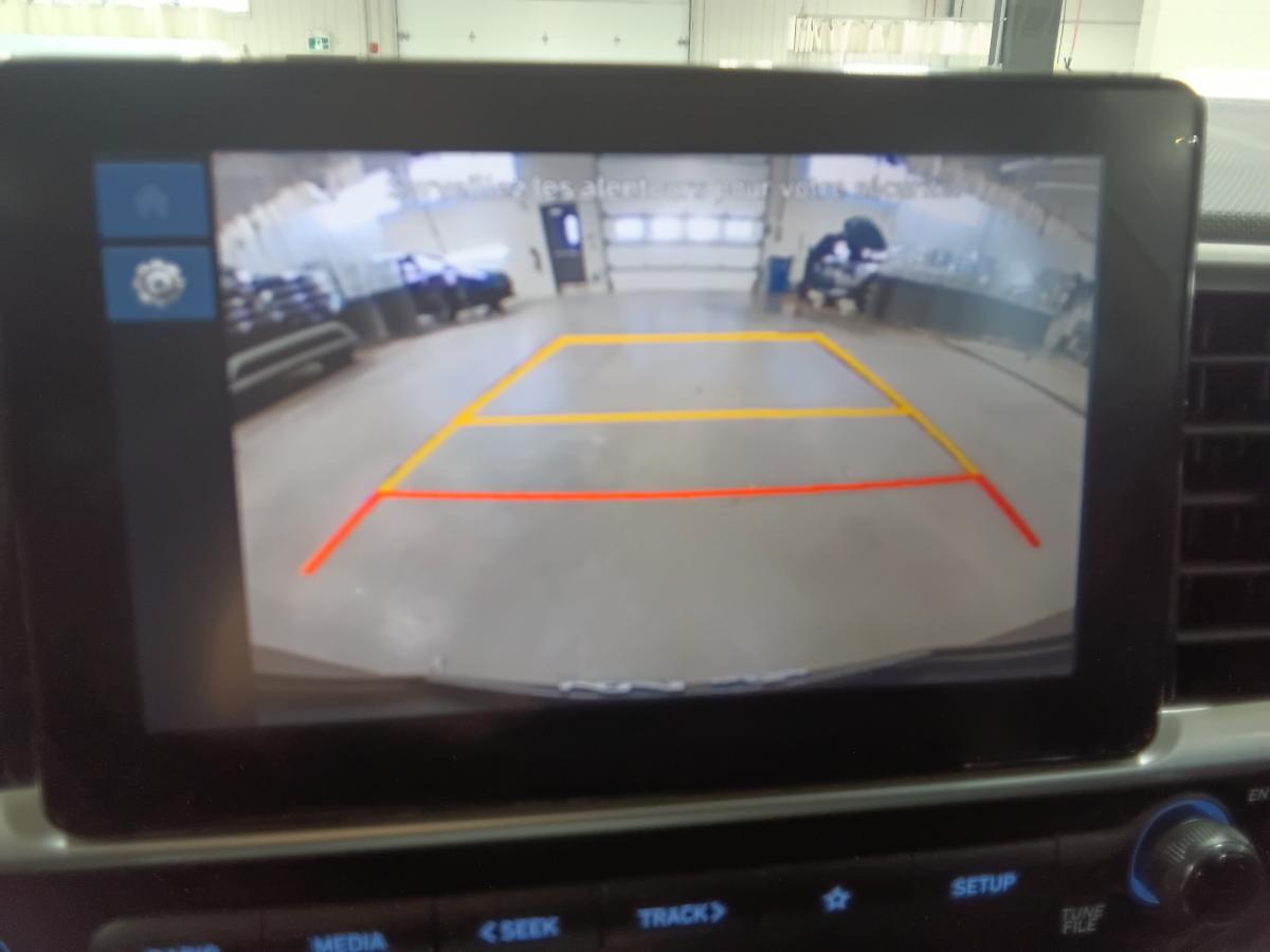 2024 Hyundai Venue - Image 20