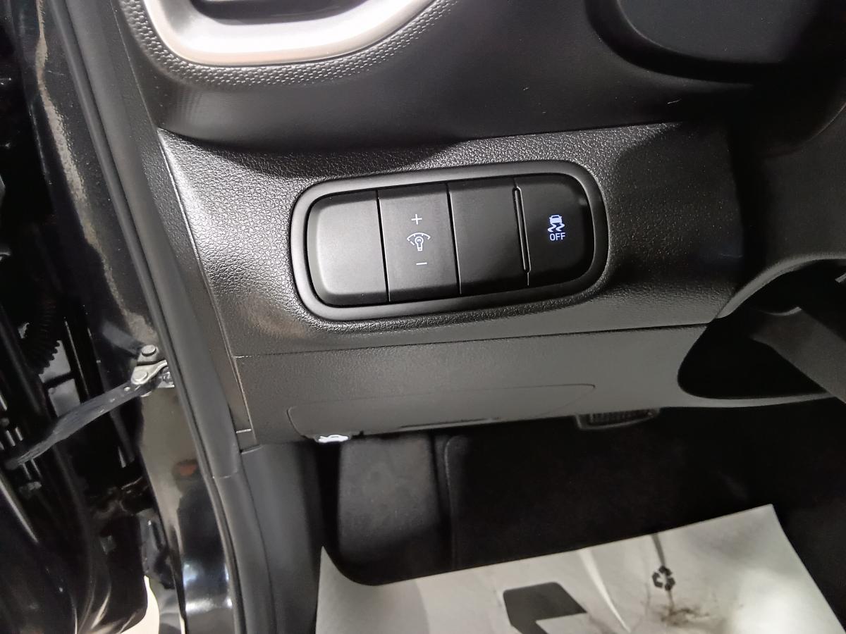 2024 Hyundai Venue - Image 26