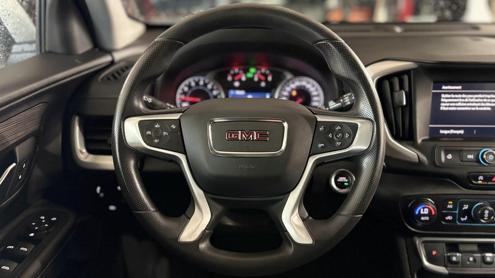 2022 GMC Terrain - Image 15