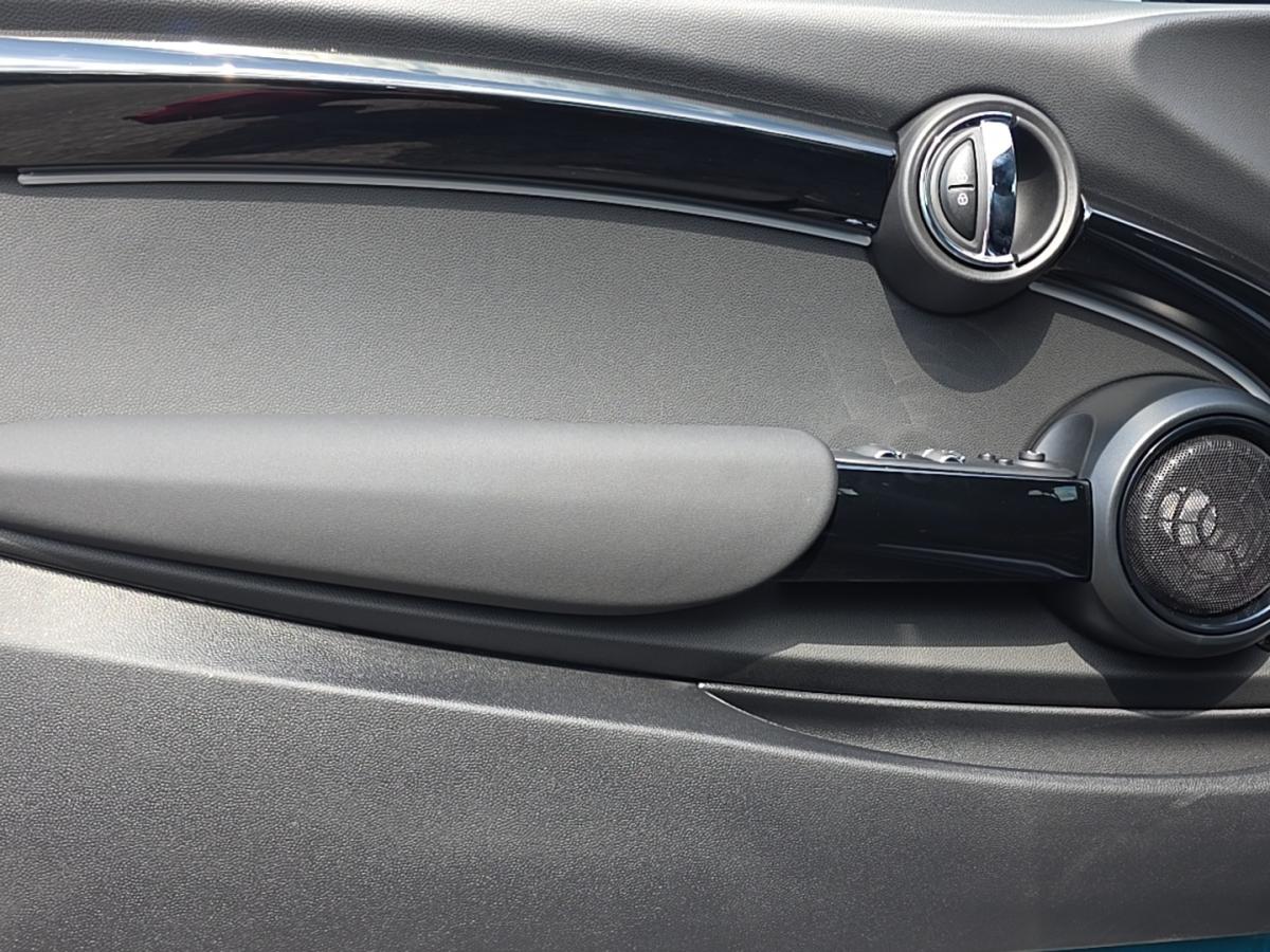 2024 MINI Cooper S 3 Door - Image 16