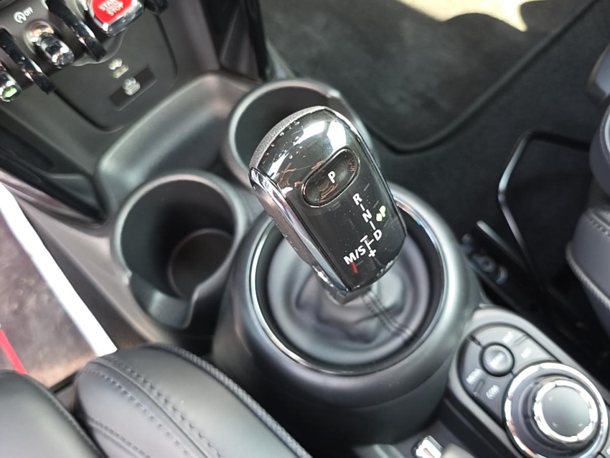 2024 MINI Cooper S 3 Door - Image 17