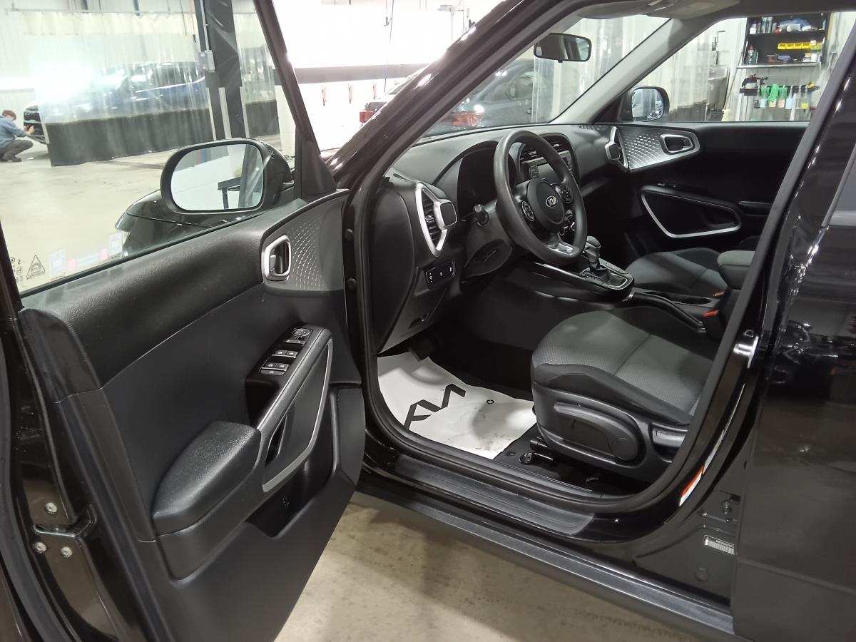 2021 Kia Soul - Image 14