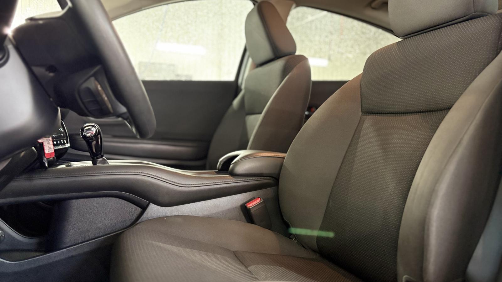 2022 Honda HR-V - Image 22