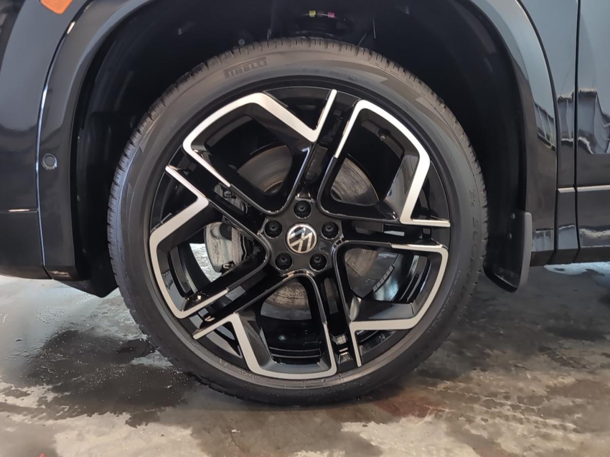 2026 Volkswagen Tiguan - Image 6