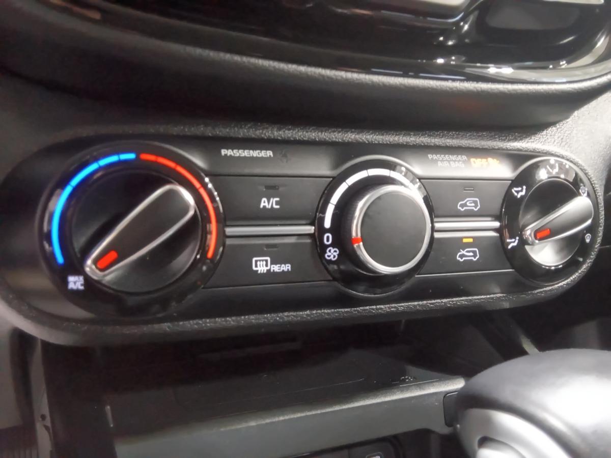 2023 Kia Soul - Image 25