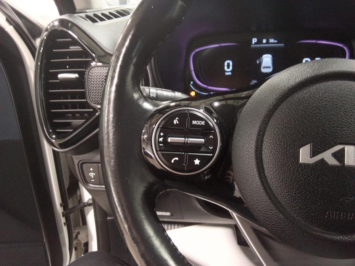 2023 Kia Soul - Image 29