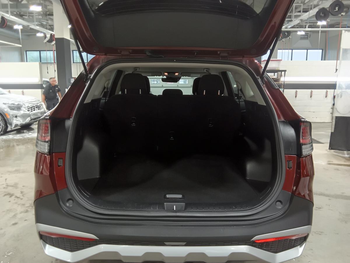 2023 Kia Sportage - Image 6