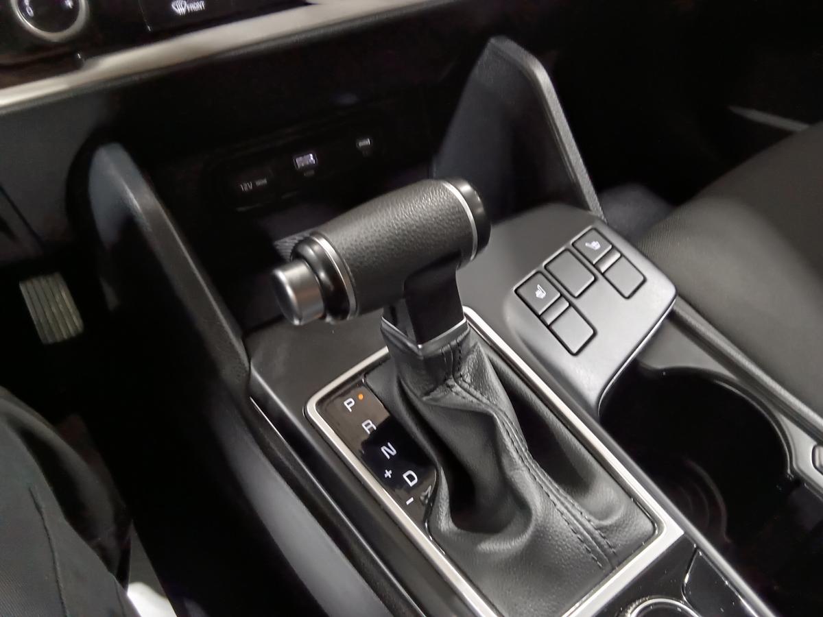 2023 Kia Sportage - Image 14