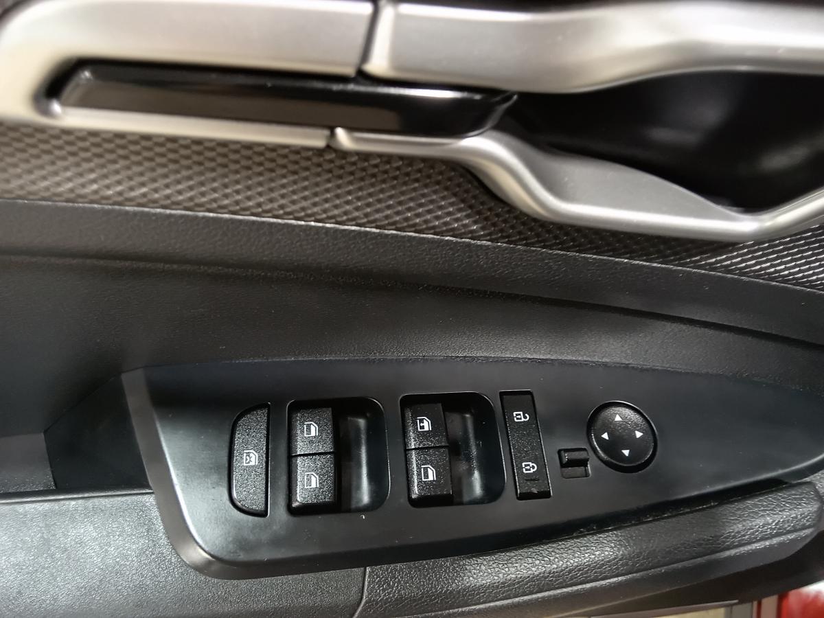 2023 Kia Sportage - Image 21