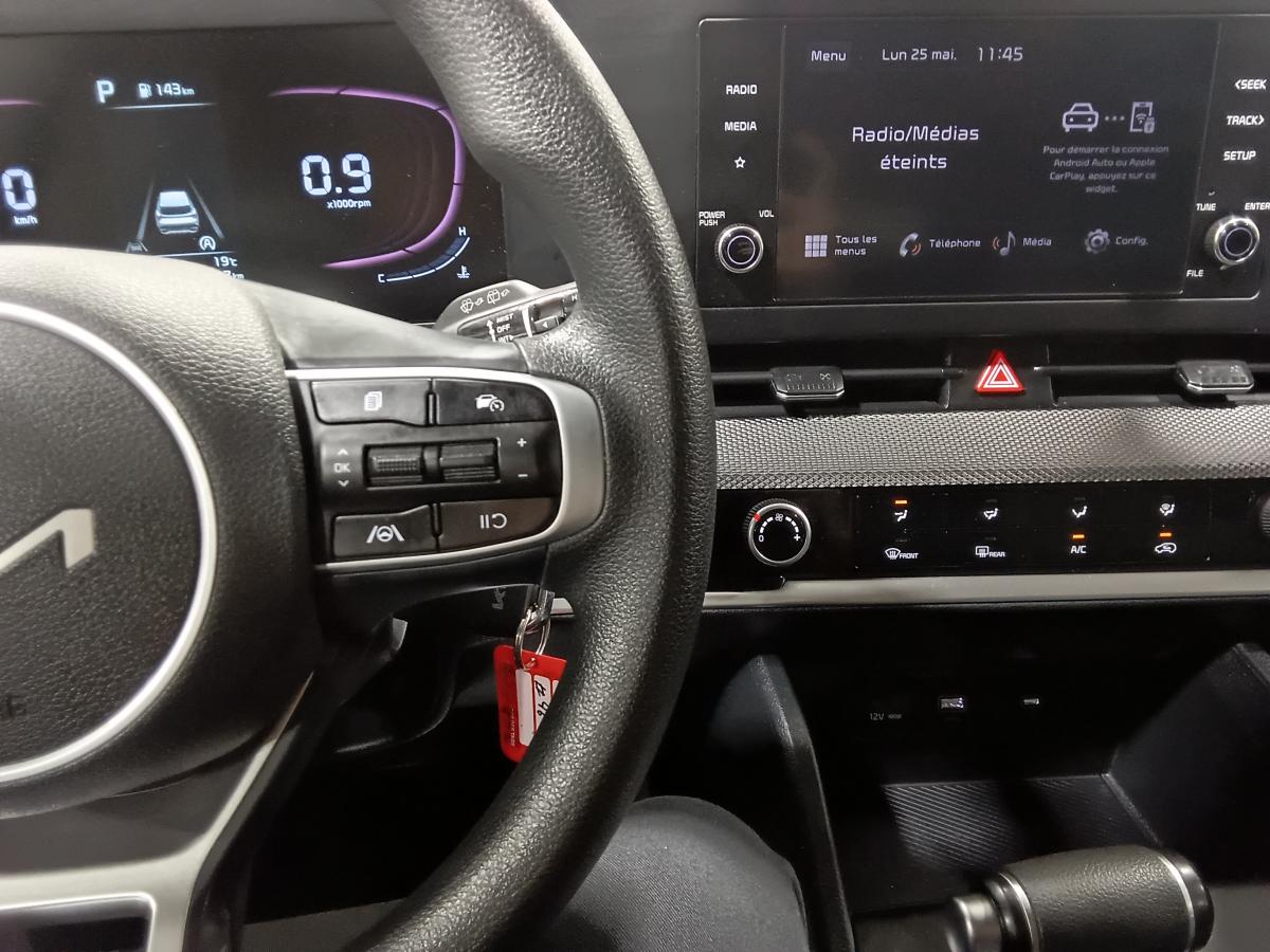 2023 Kia Sportage - Image 26