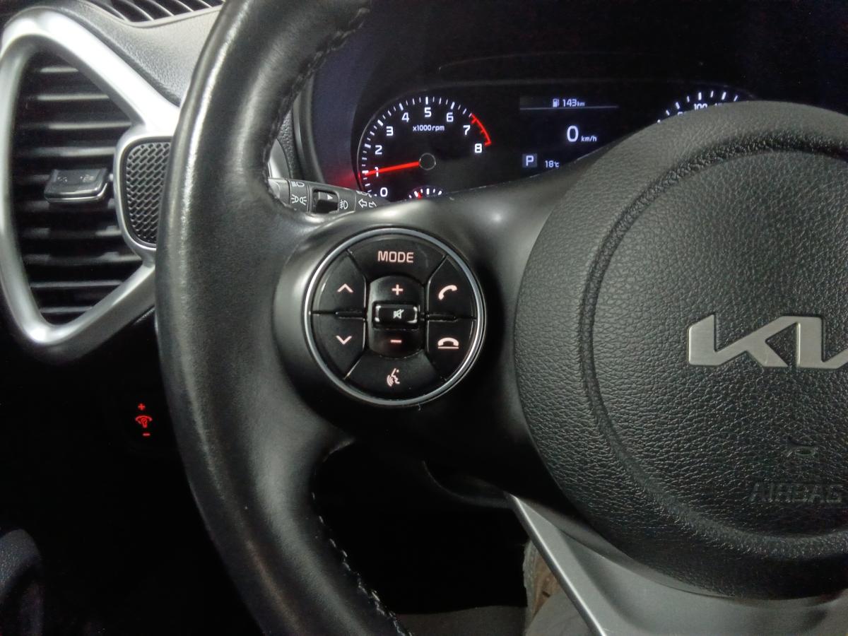 2022 Kia Soul - Image 31