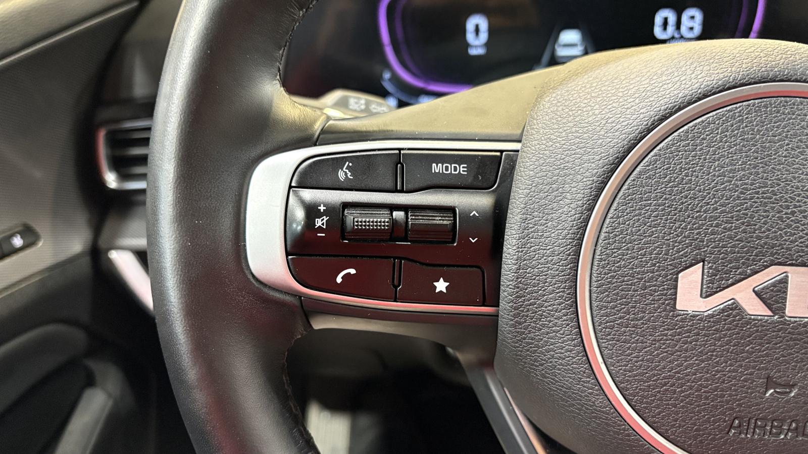 2025 Kia Sportage - Image 19