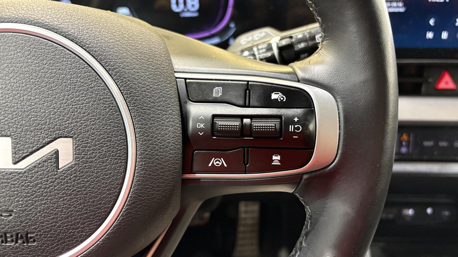 2025 Kia Sportage - Image 20