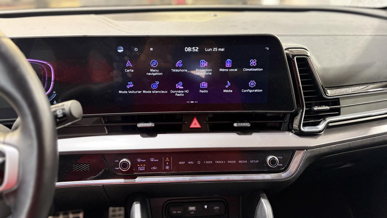 2025 Kia Sportage - Image 23