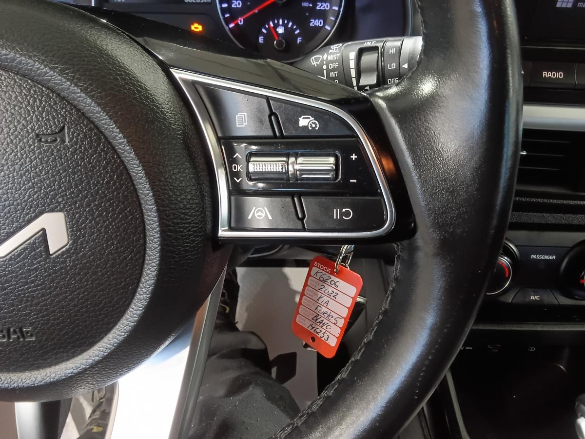 2022 Kia Forte5 - Image 32