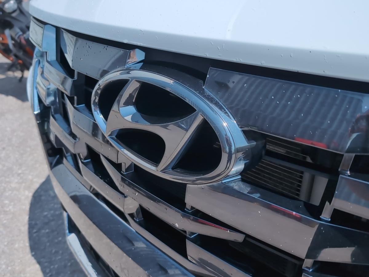 2022 Hyundai Santa Cruz - Image 11