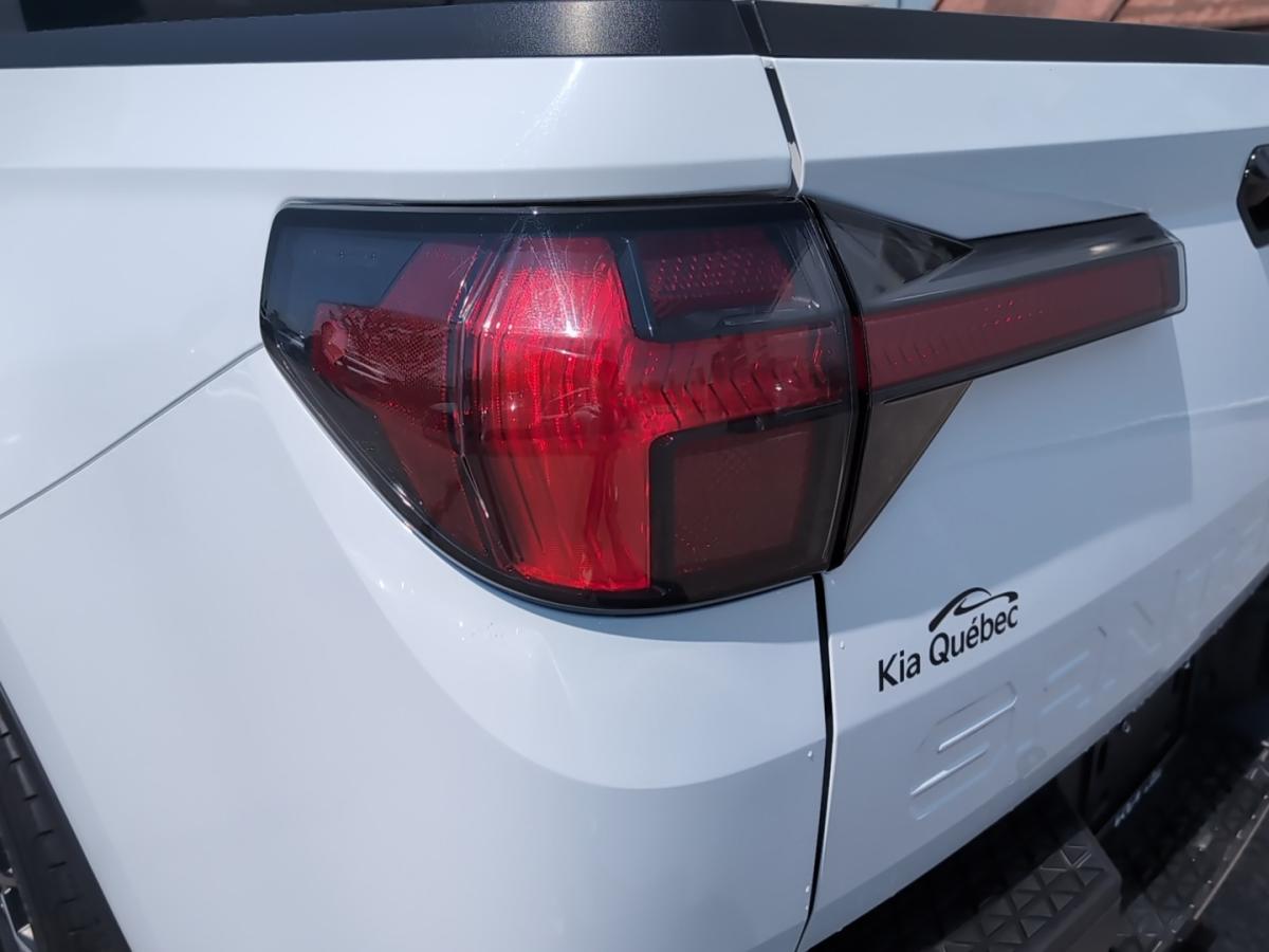 2022 Hyundai Santa Cruz - Image 12