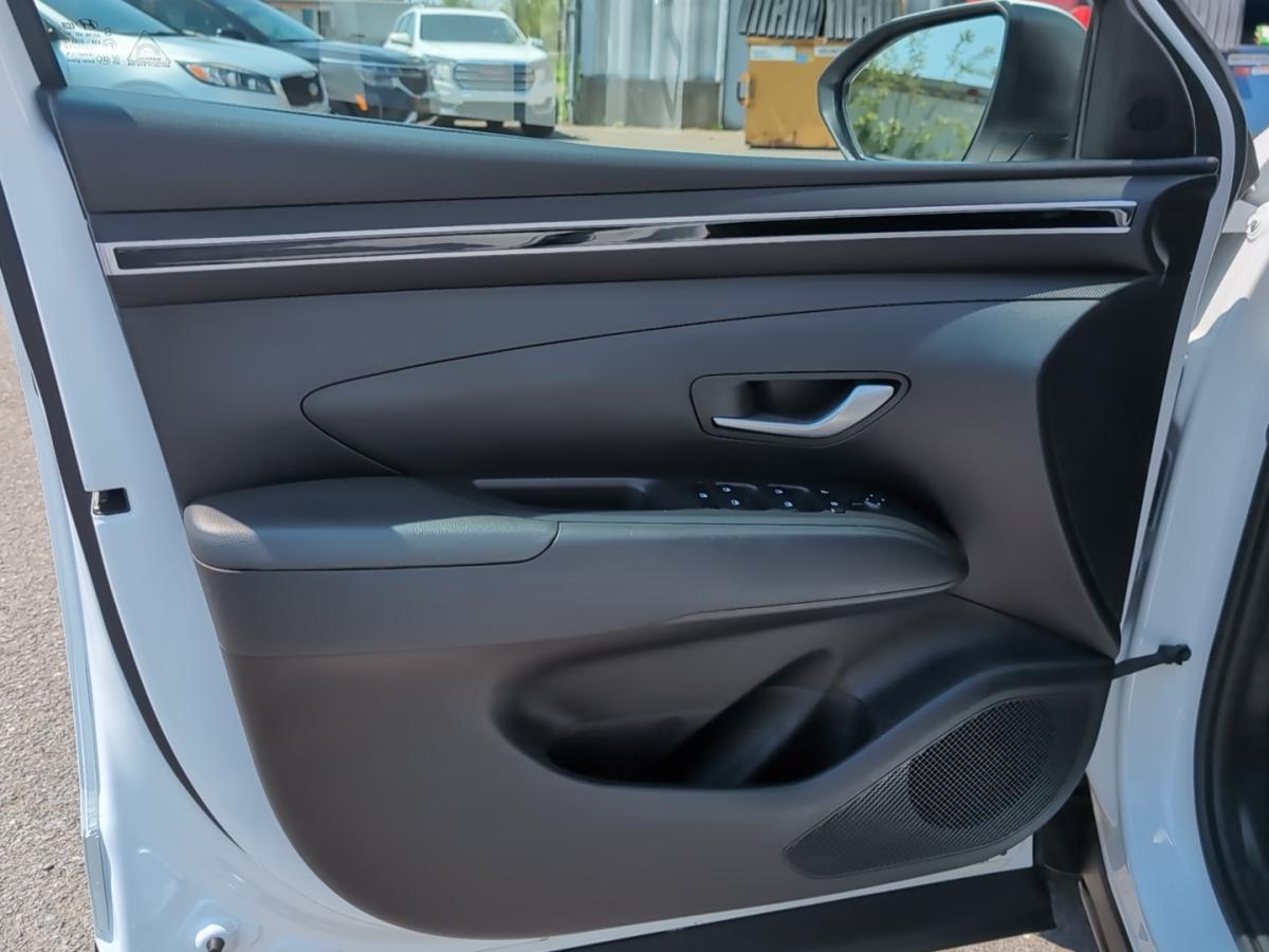 2022 Hyundai Santa Cruz - Image 16