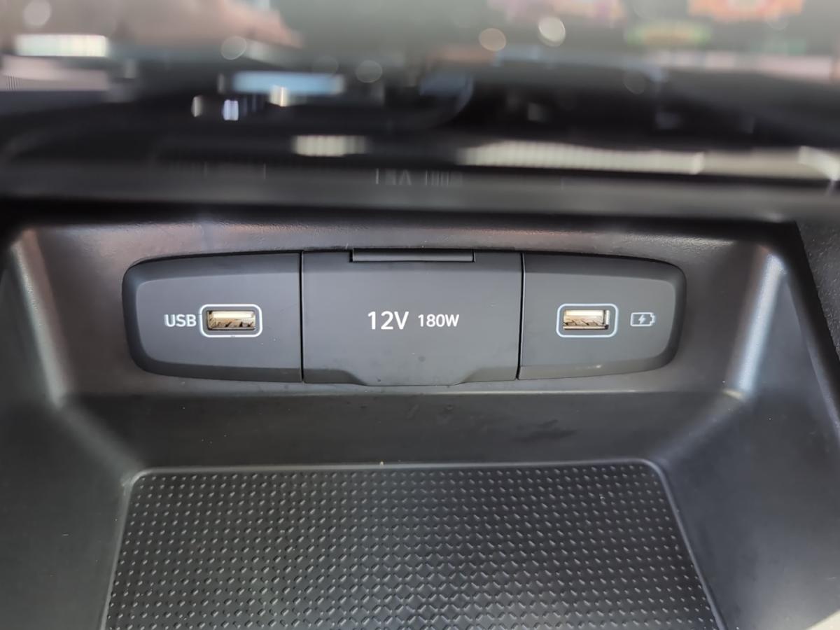 2022 Hyundai Santa Cruz - Image 24