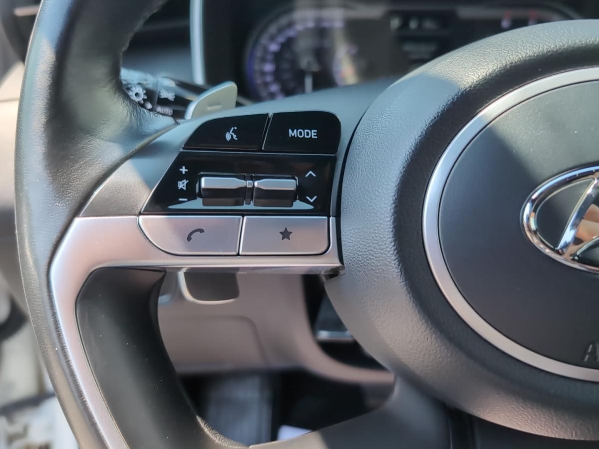 2022 Hyundai Santa Cruz - Image 25