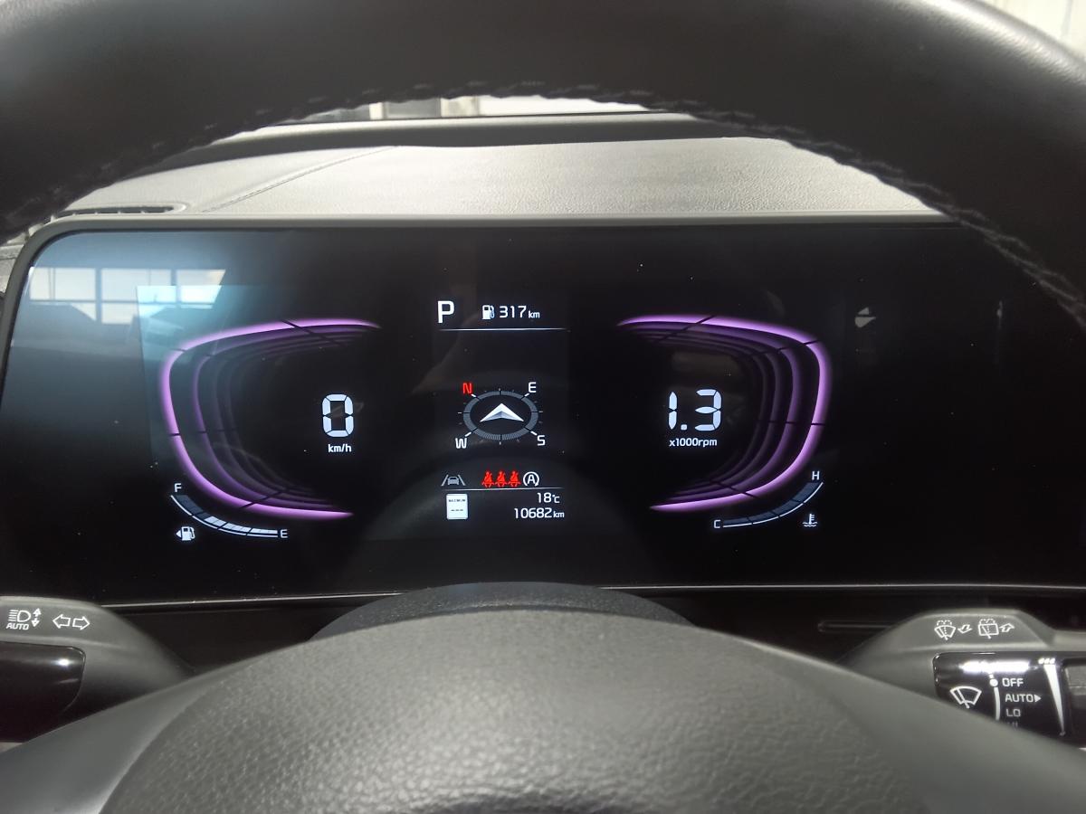 2025 Kia Sportage - Image 16