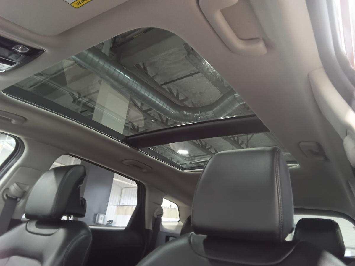 2025 Kia Sportage - Image 34
