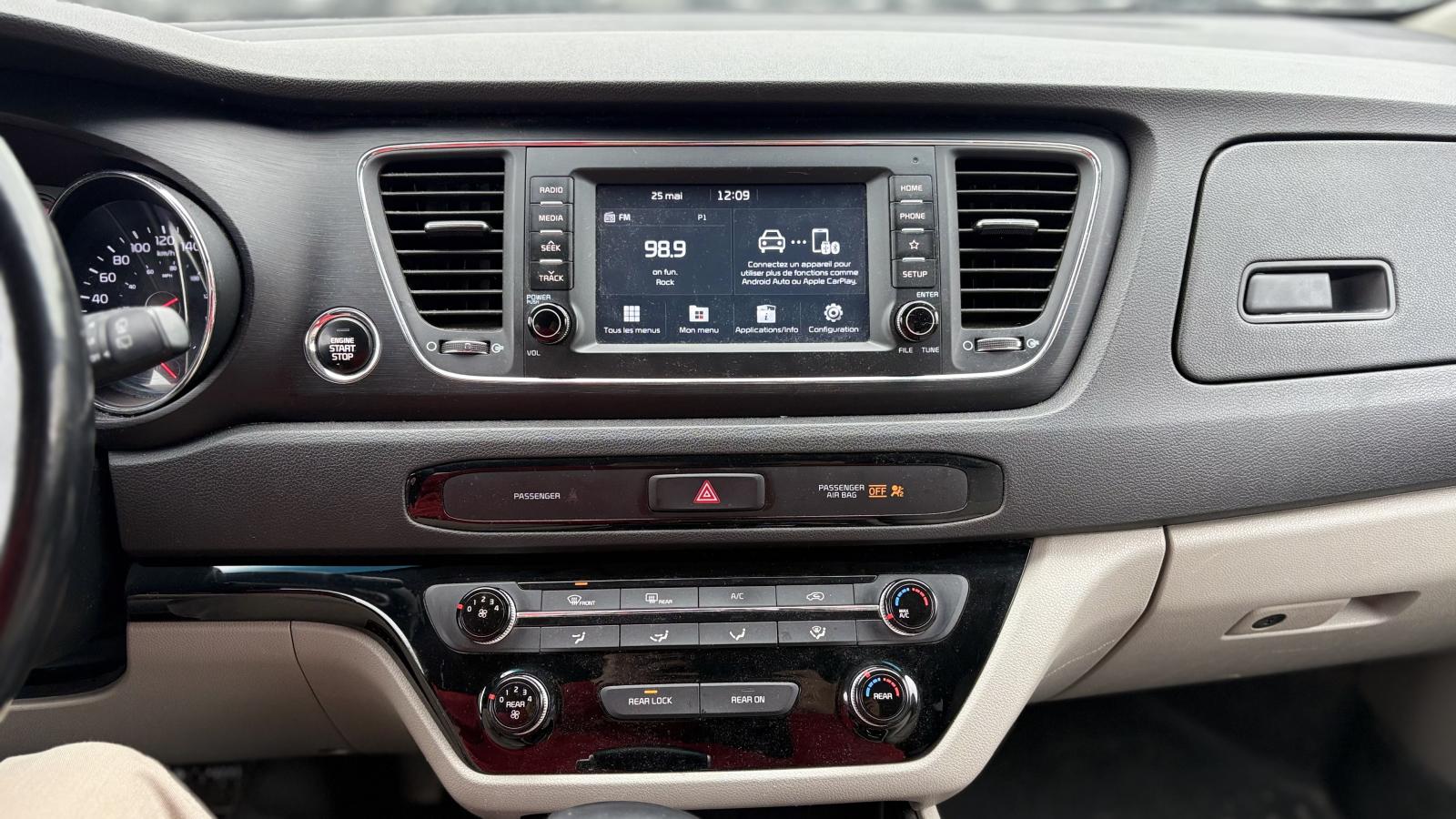 2020 Kia Sedona - Image 20