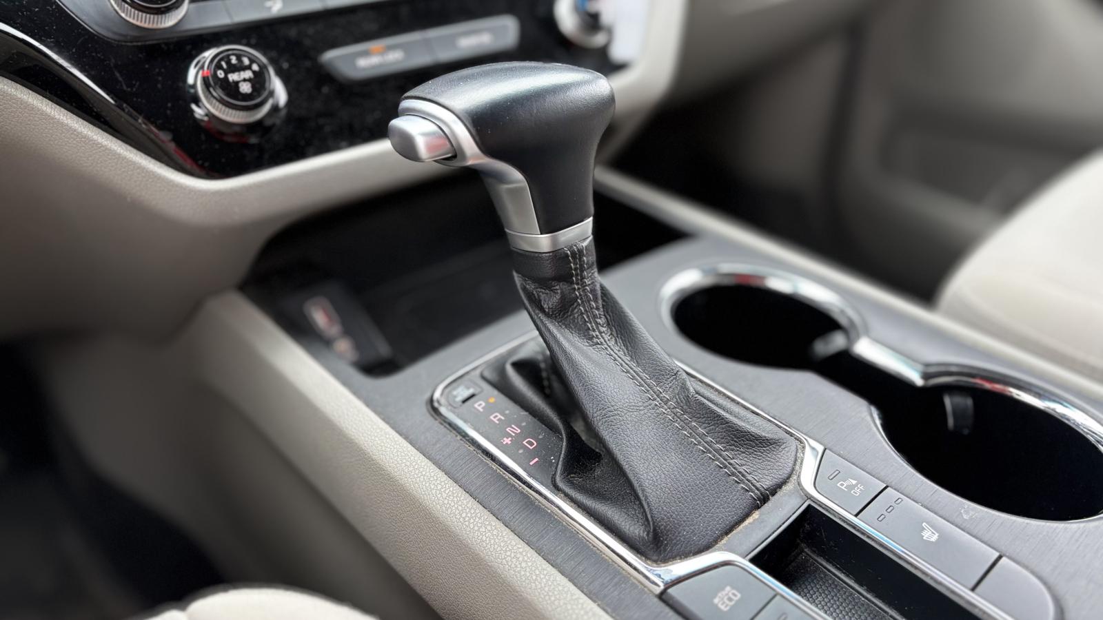 2020 Kia Sedona - Image 23