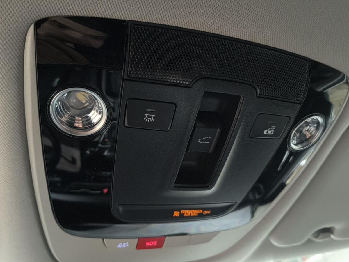 2024 Kia Seltos - Image 27
