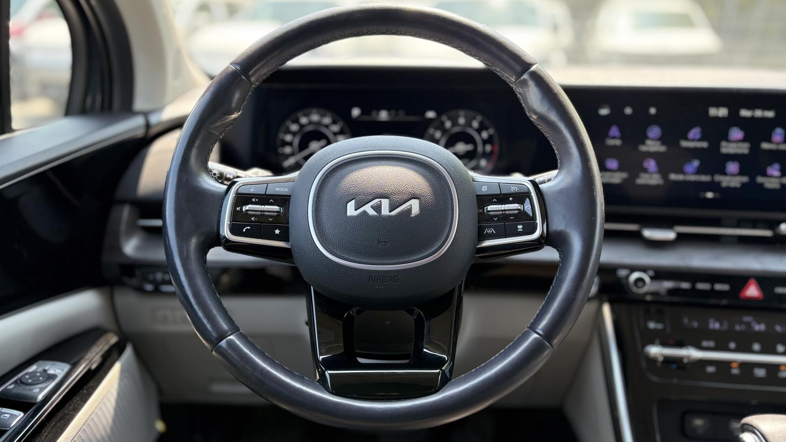 2024 Kia Carnival - Image 8