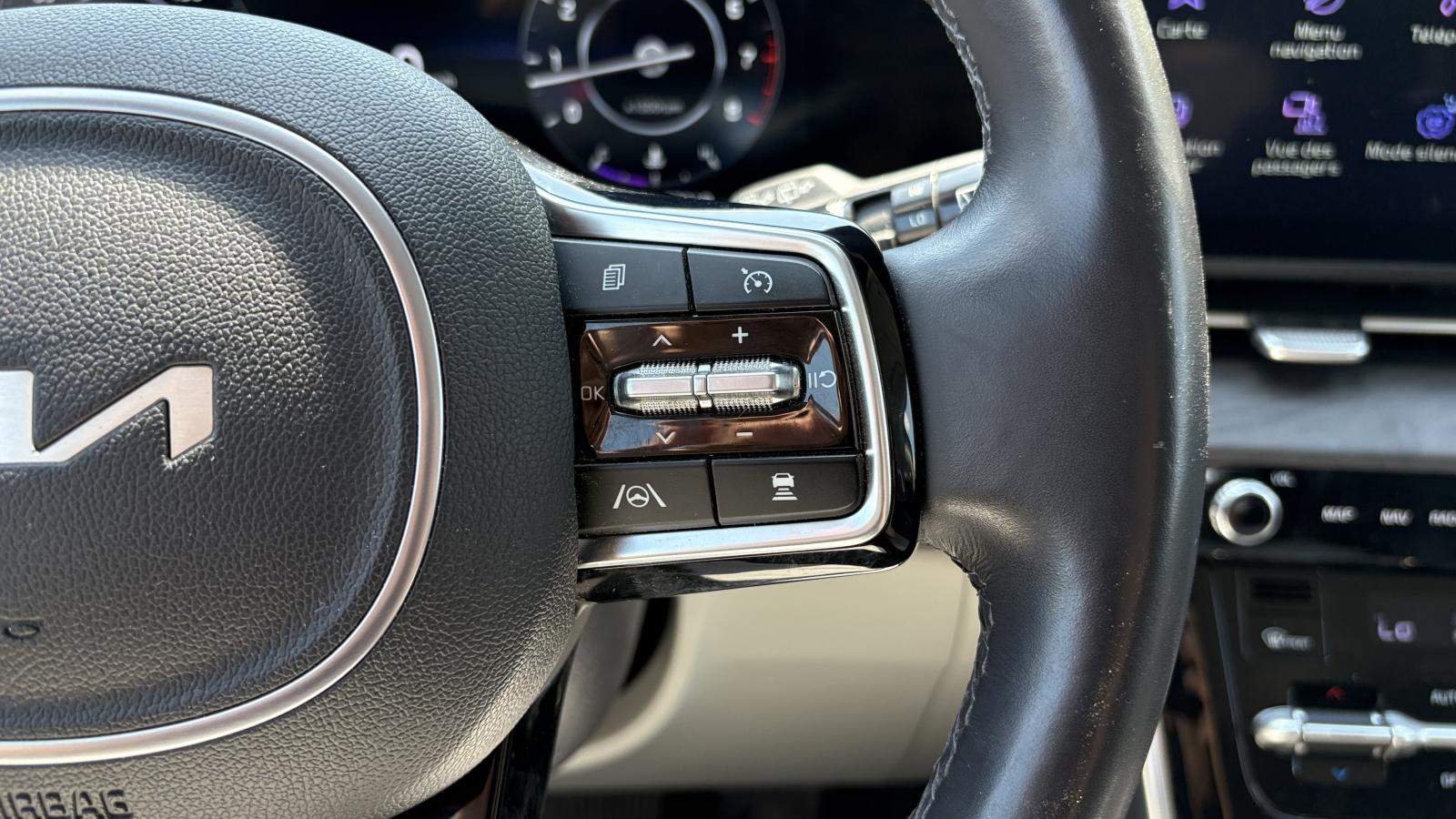2024 Kia Carnival - Image 17