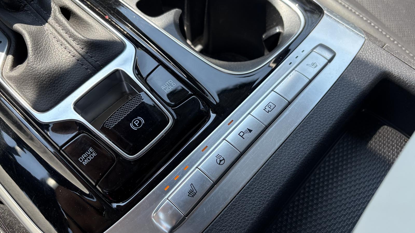 2024 Kia Carnival - Image 26