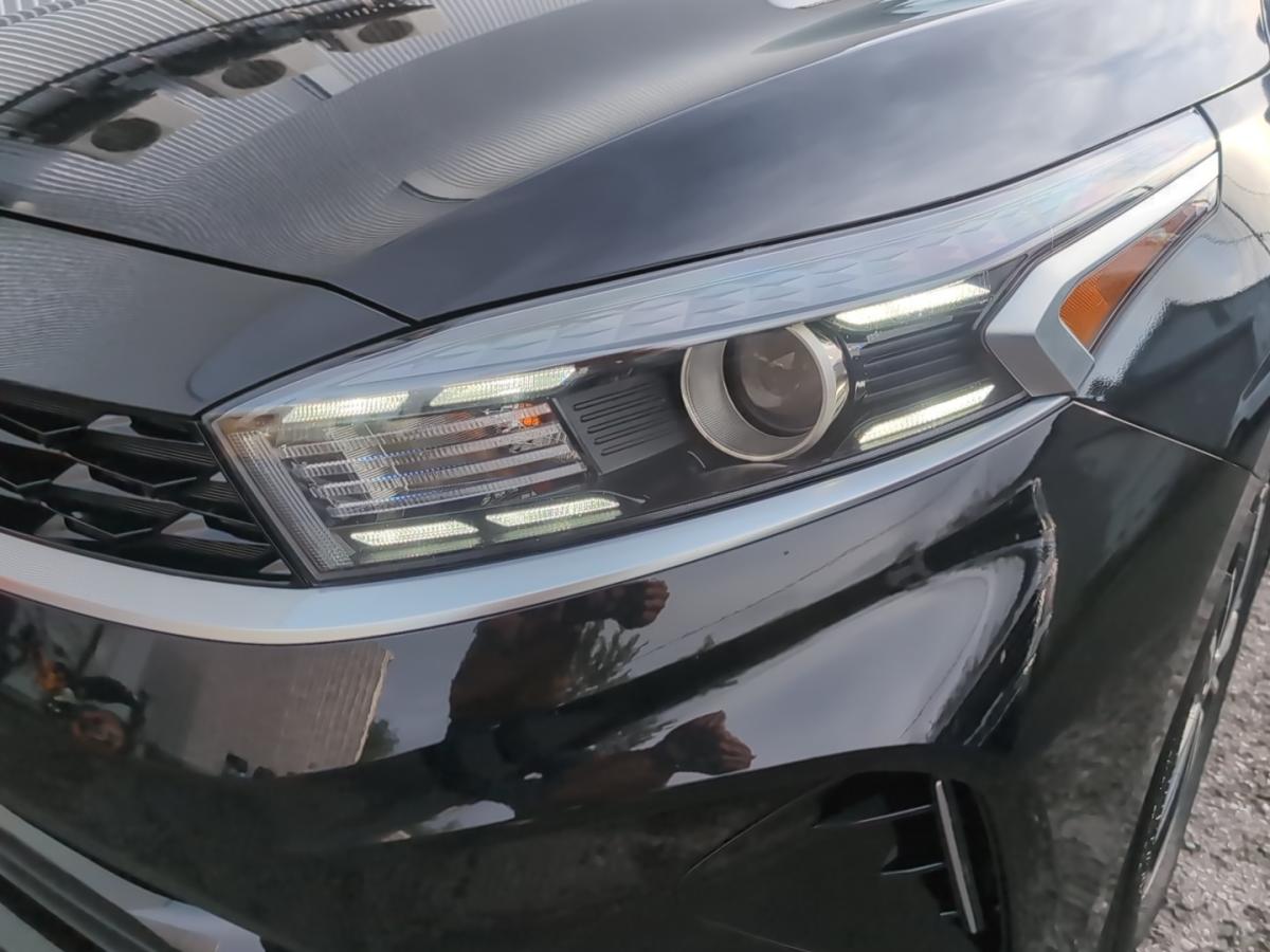 2024 Kia Forte - Image 9