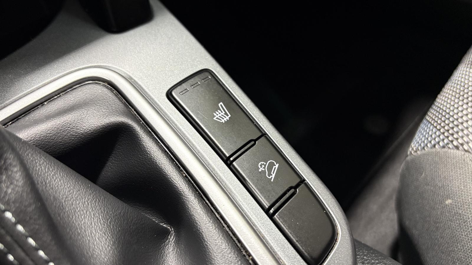 2023 Kia Seltos - Image 31