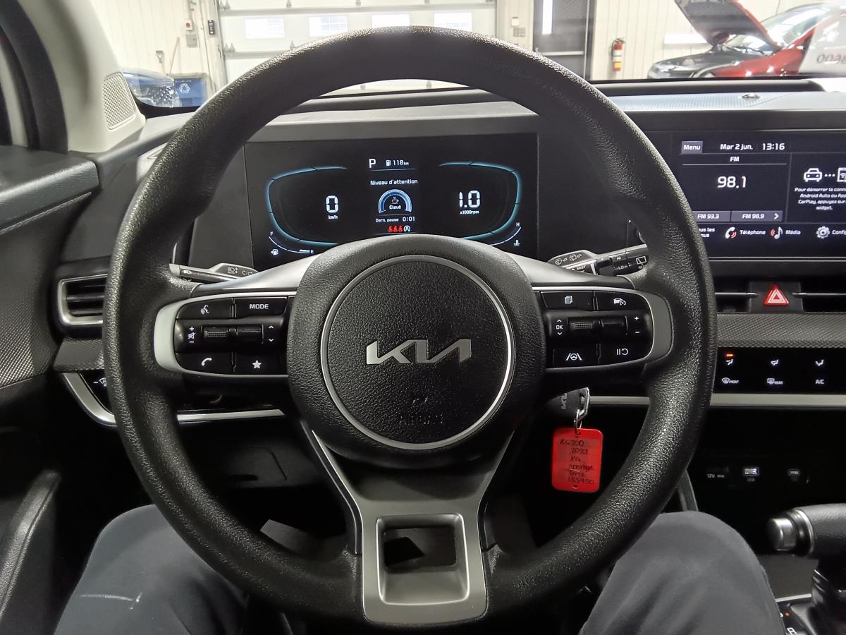 2023 Kia Sportage - Image 17