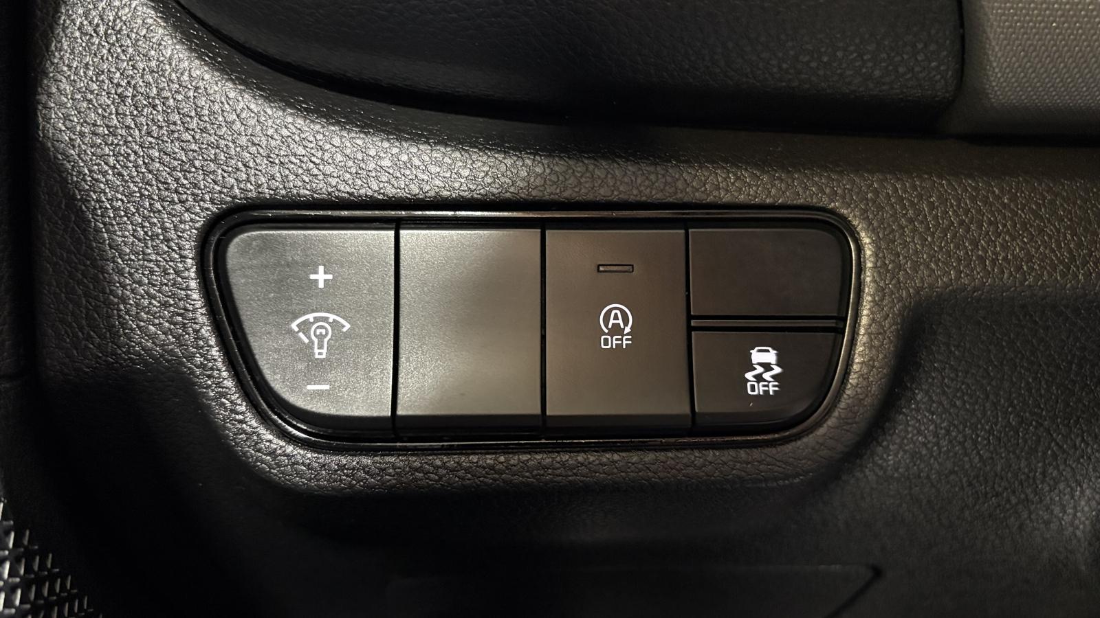 2023 Kia Seltos - Image 25