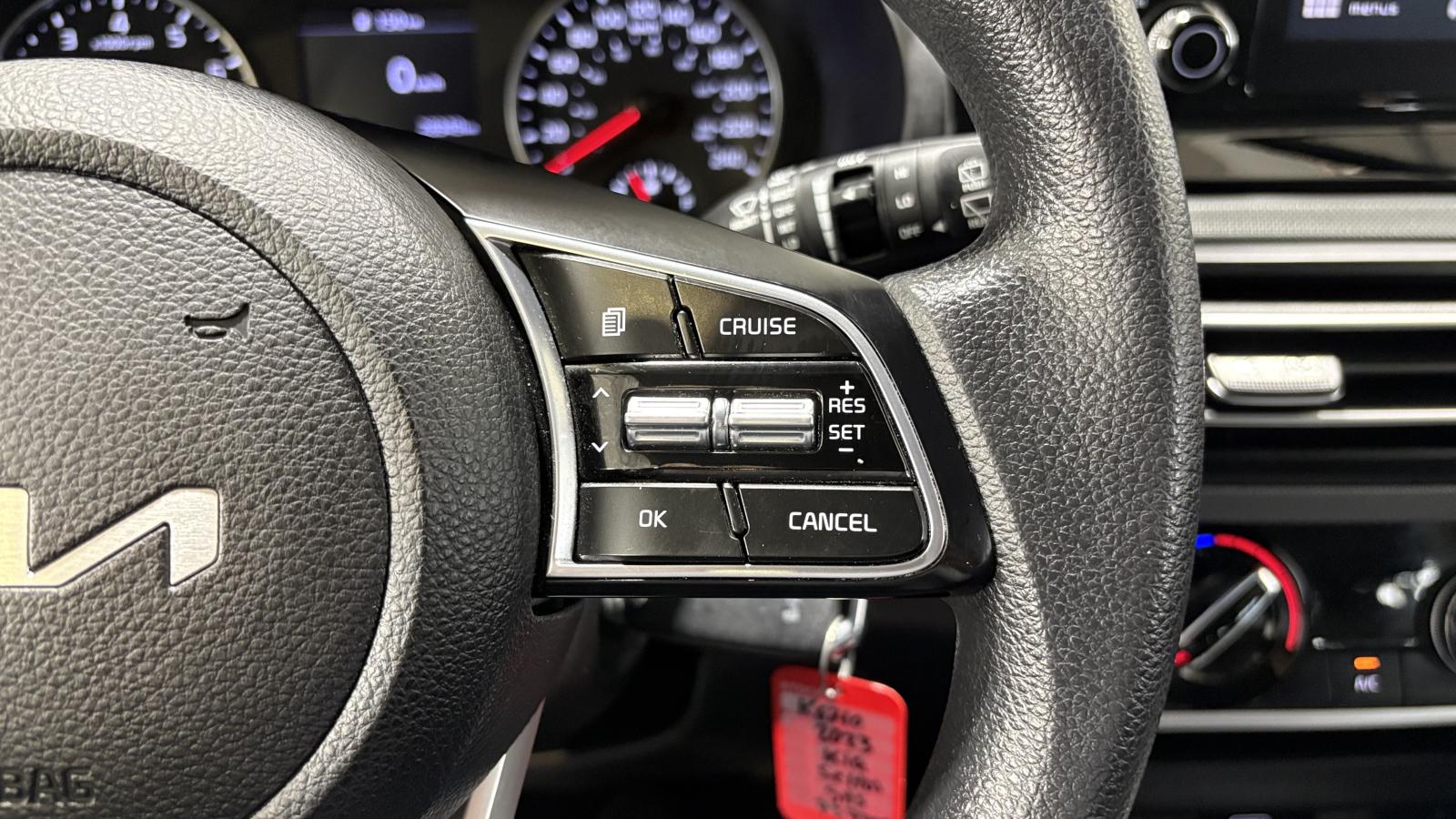 2023 Kia Seltos - Image 32