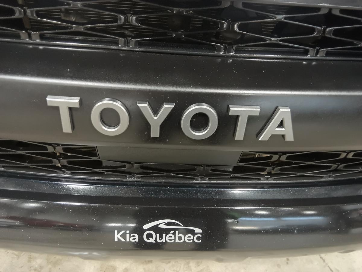 2021 Toyota 4Runner - Image 11