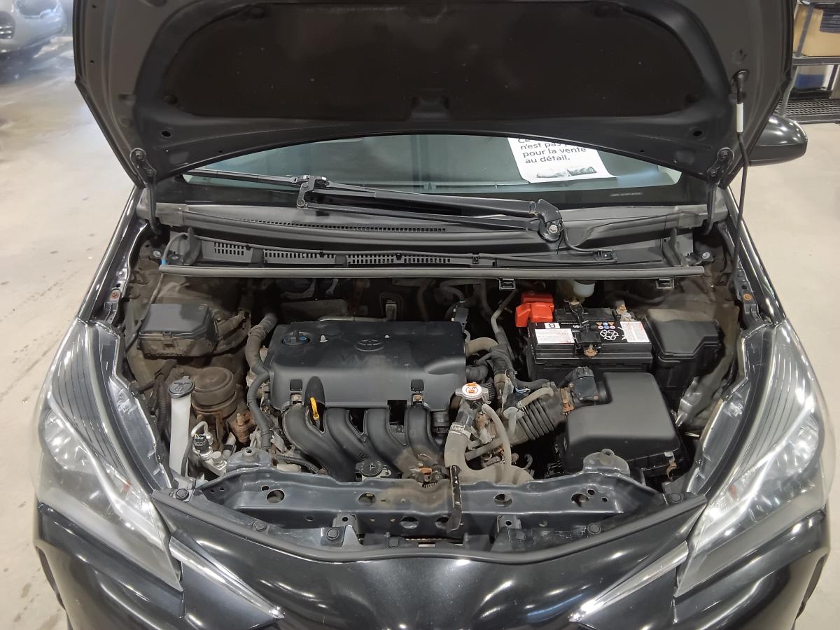 2019 Toyota Yaris hatchback - Image 6