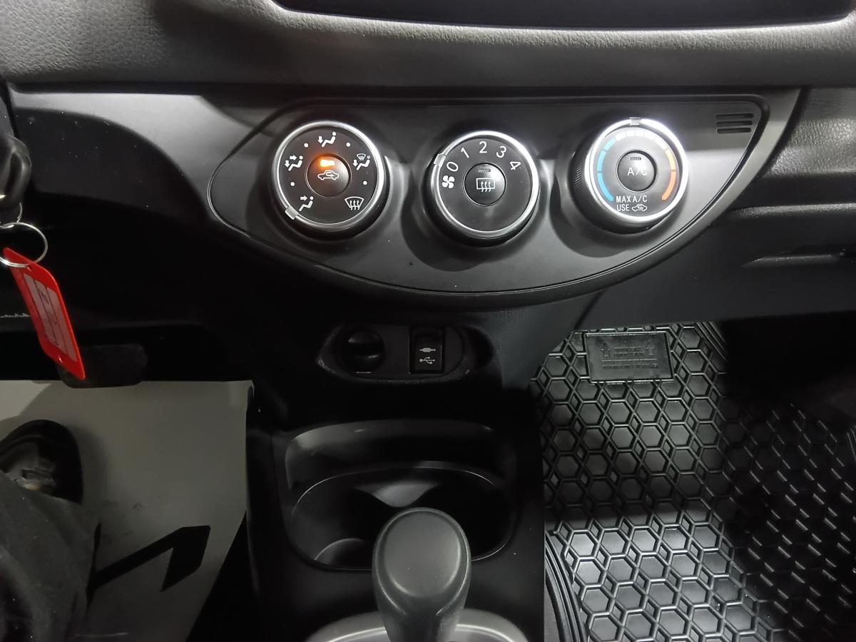 2019 Toyota Yaris hatchback - Image 26