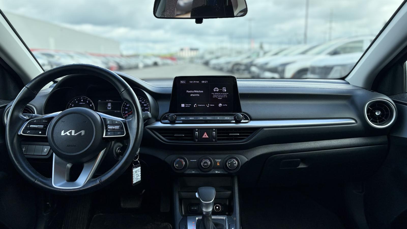 2022 Kia Forte - Image 7